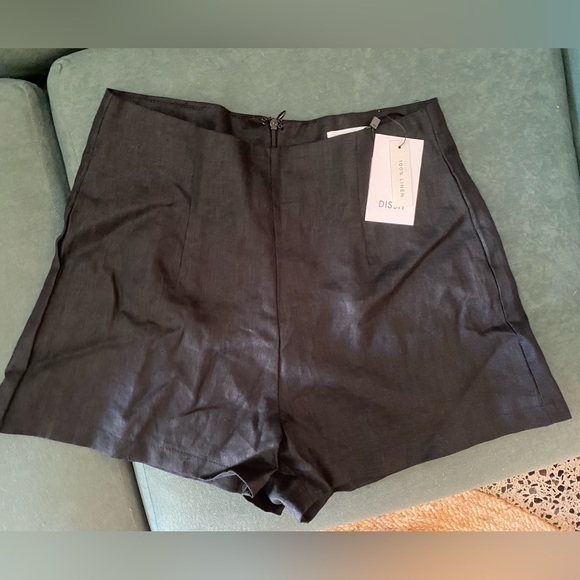 Dissh Black Linen shorts - Picture 4 of 5